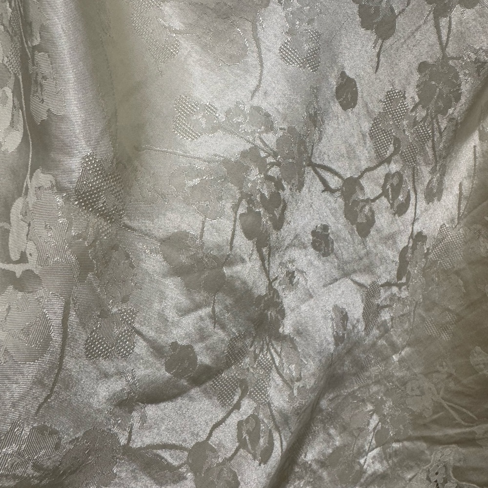 Reformation Carolina Ivory Jacquard Silk Set - Picture 3 of 5